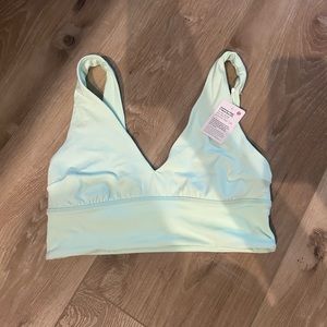 Lululemon Align V-Neck Bra C/D